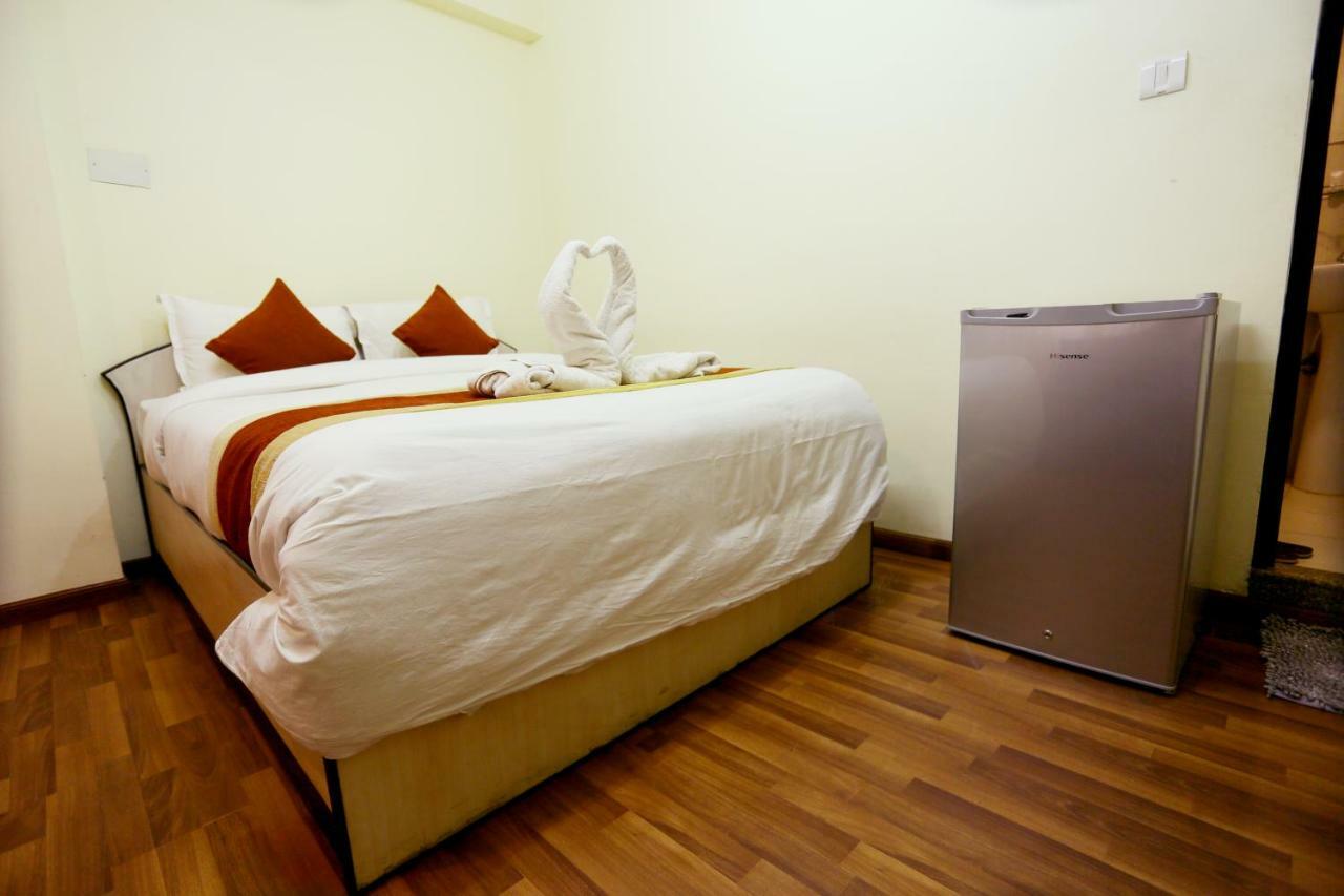 โอโย 156 โฮเต็ล สวีท ทาวน์ Hotel กาฐมาณฑุ ภายนอก รูปภาพ